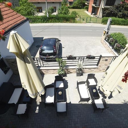"Mini Hotel Vienna" Apartments Vrnjacka Banja Exterior photo