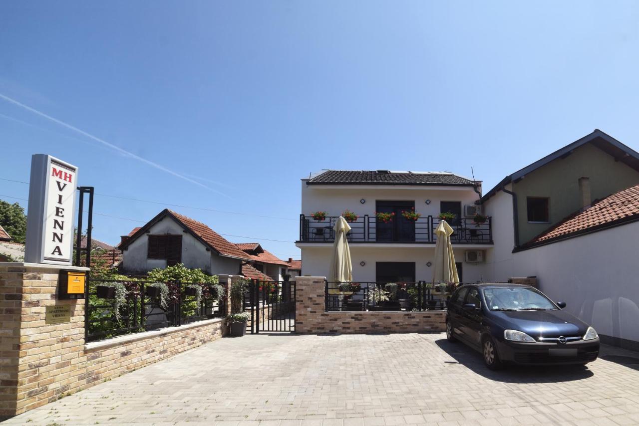 "Mini Hotel Vienna" Apartments Vrnjacka Banja Exterior photo