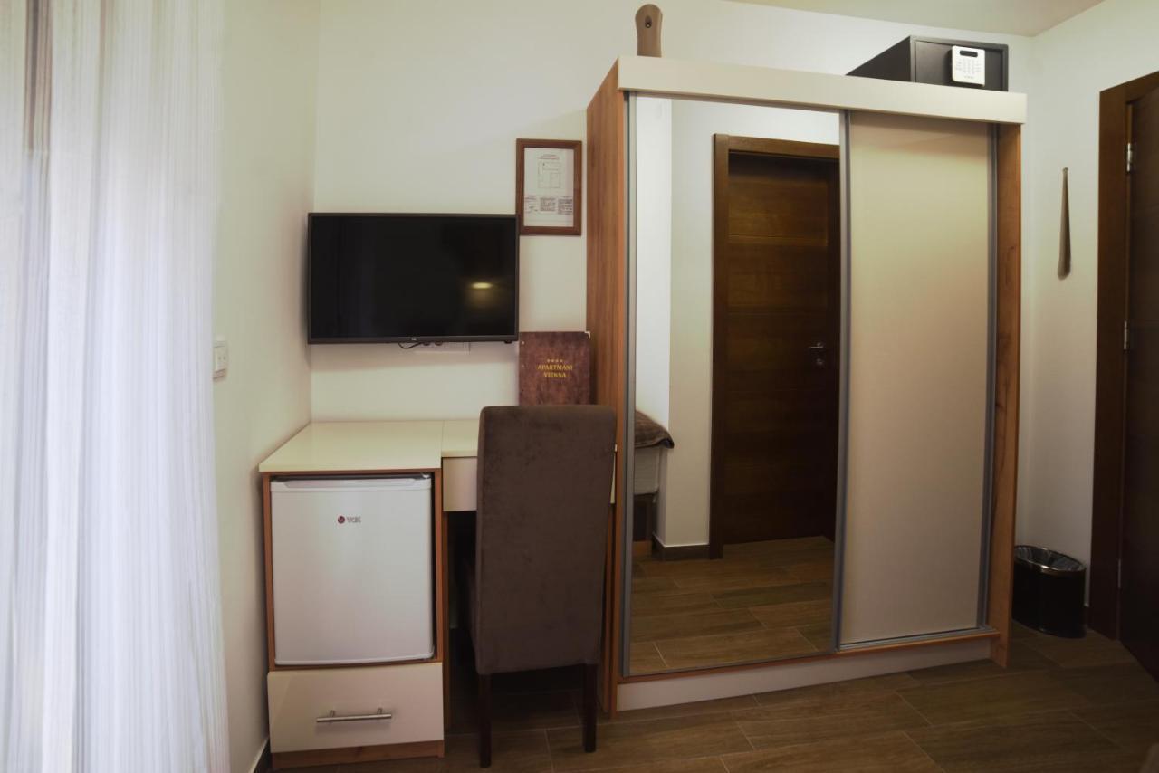 "Mini Hotel Vienna" Apartments Vrnjacka Banja Exterior photo
