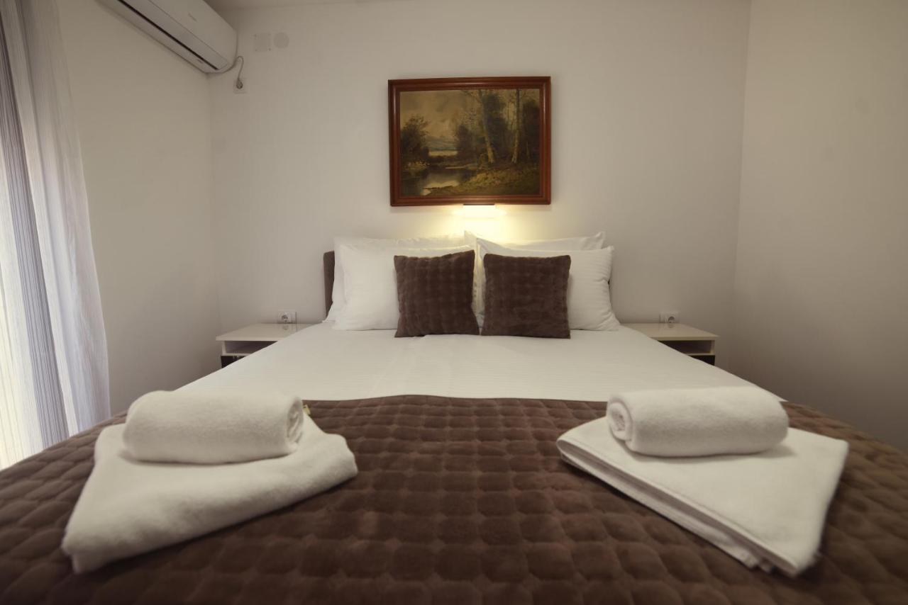 "Mini Hotel Vienna" Apartments Vrnjacka Banja Exterior photo