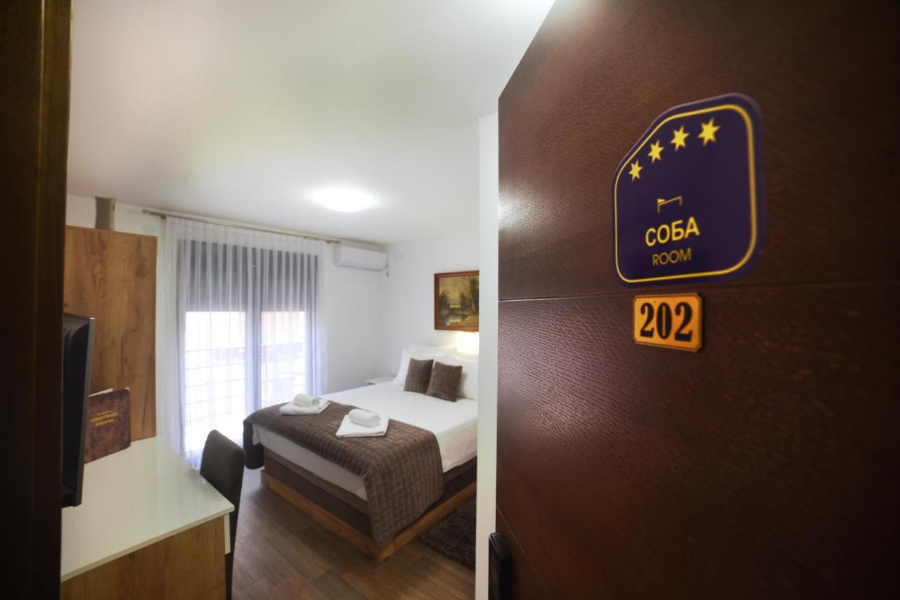 "Mini Hotel Vienna" Apartments Vrnjacka Banja Exterior photo