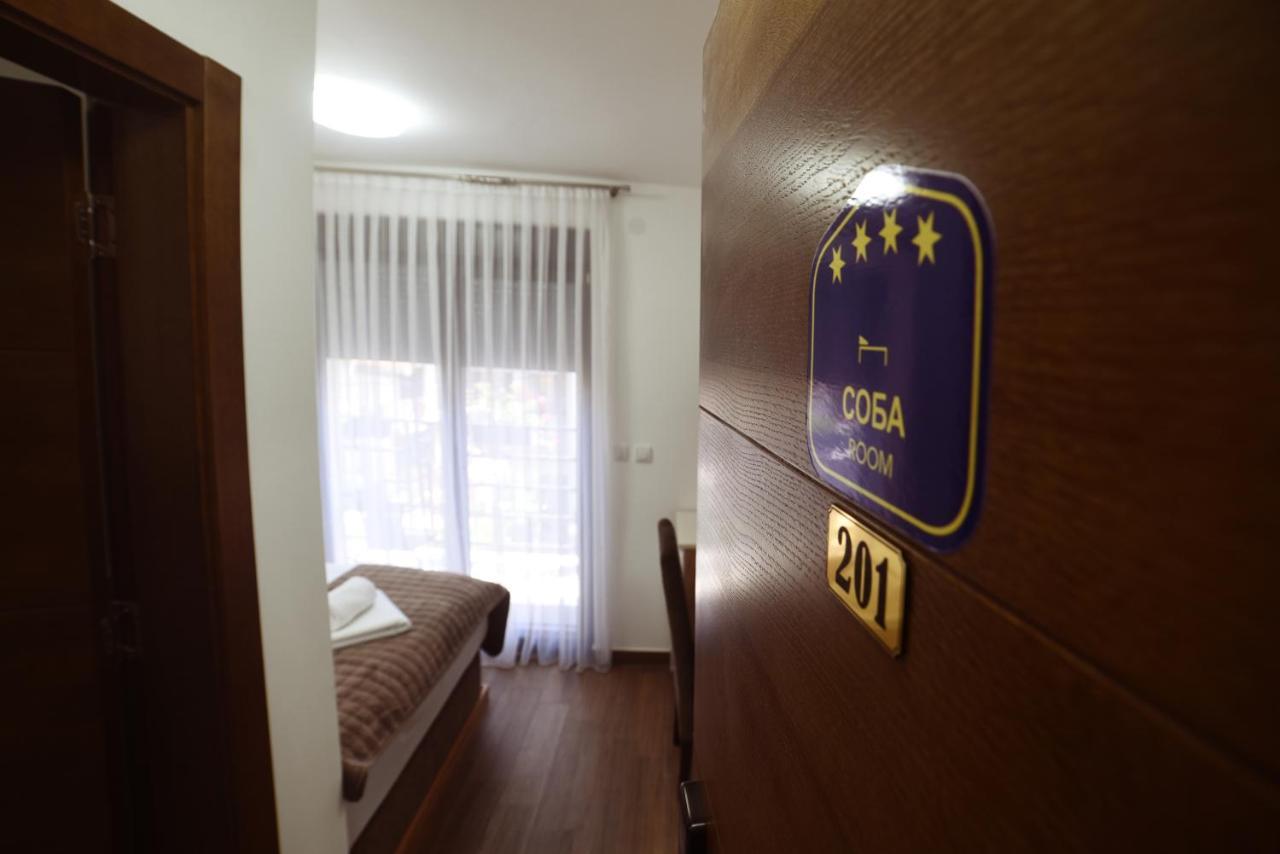"Mini Hotel Vienna" Apartments Vrnjacka Banja Exterior photo